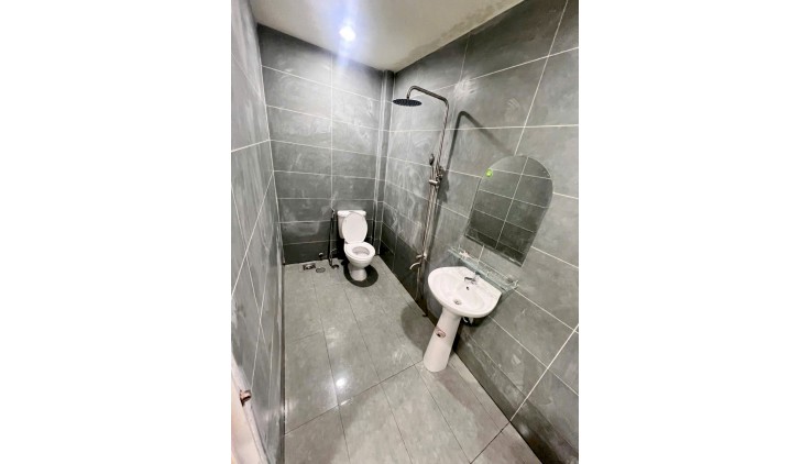 Chỉ 2.1 tỷ Bán Gấp Nhà  2 Tầng Gần Tô Ngọc Vân Tam Bình Thủ Đức Mới Đẹp Ở Ngay